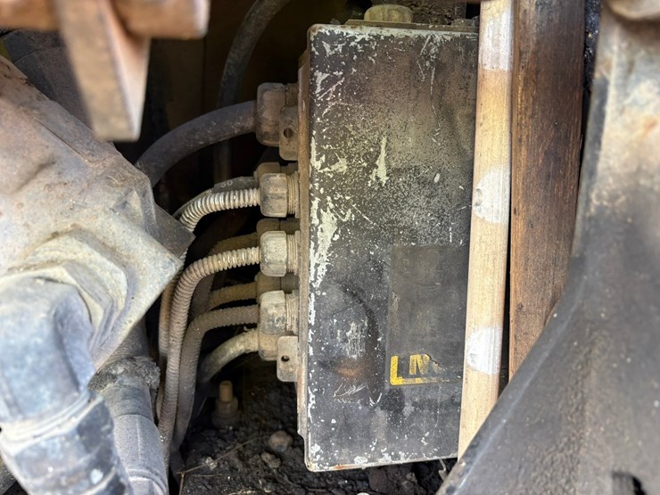 2005-roadtec-rp155-image-35