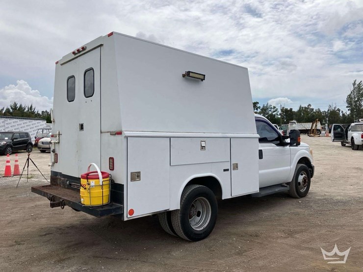 2016-ford-f350-image-3