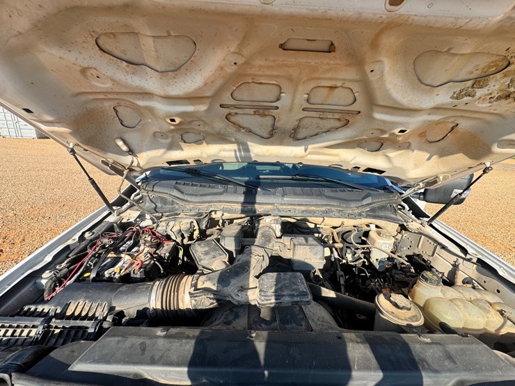 2020-ford-f250-xl-image-12