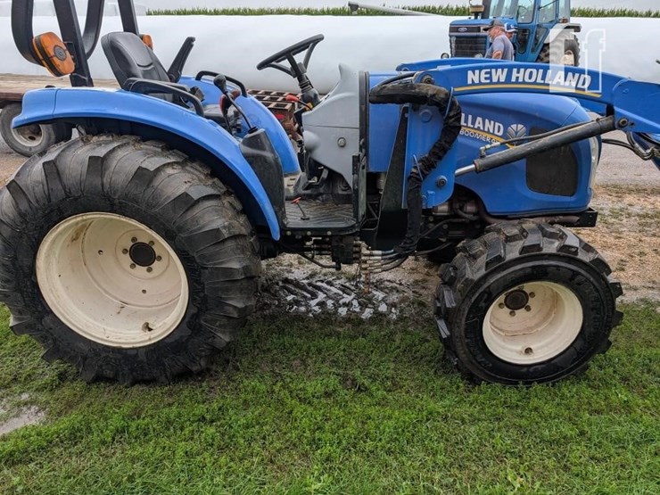 new-holland-boomer-41-image-6