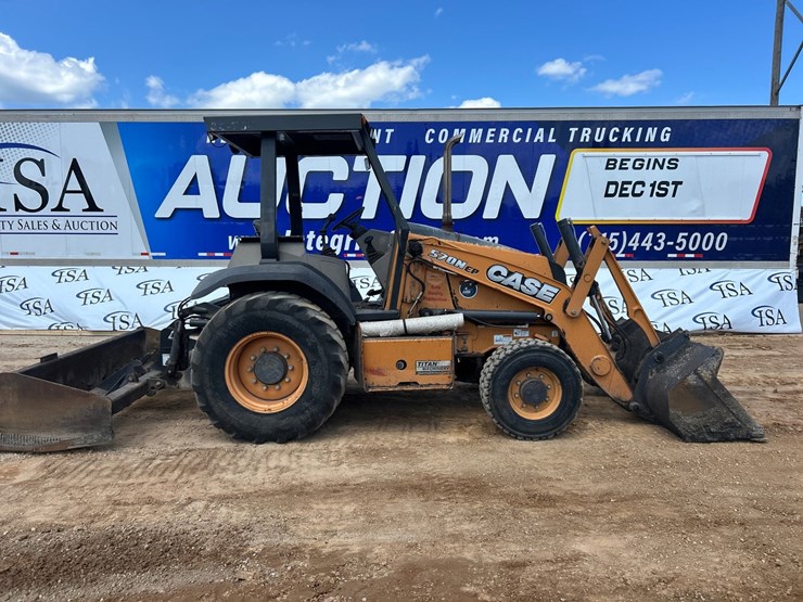 #2486-•-2015-case-570nep-skip-loader-image-6
