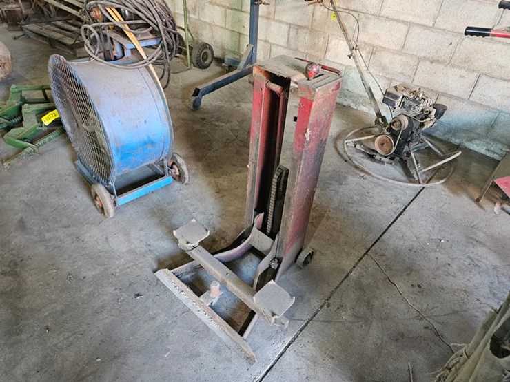 #8770-•-manual-crank-shop-jack-image-1