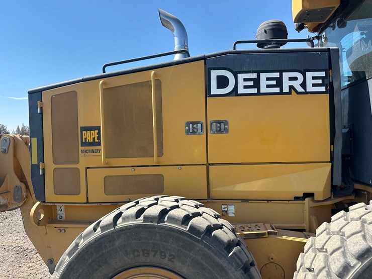 2013-deere-872gp-image-37