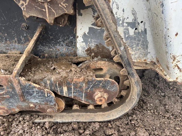 2019-bobcat-mt85-image-16