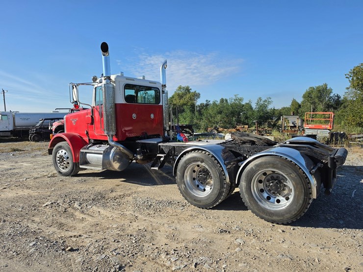 2006-peterbilt-378-image-10