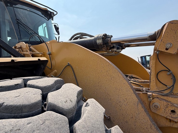 2018-caterpillar-980m-image-29