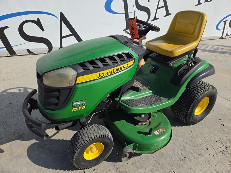 2013-john-deere-d130-image-1