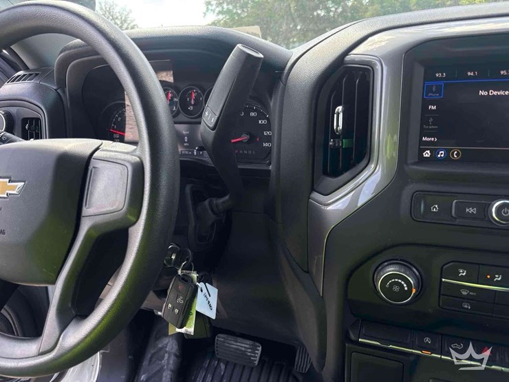 2022-chevrolet-silverado-1500-image-16