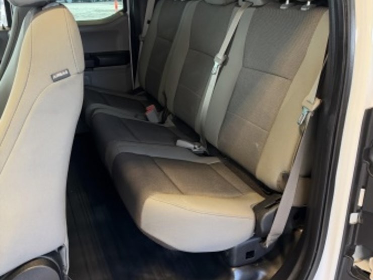 2017-ford-f150-image-25