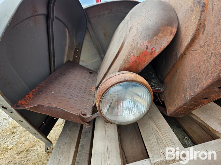 massey-ferguson-30-image-13