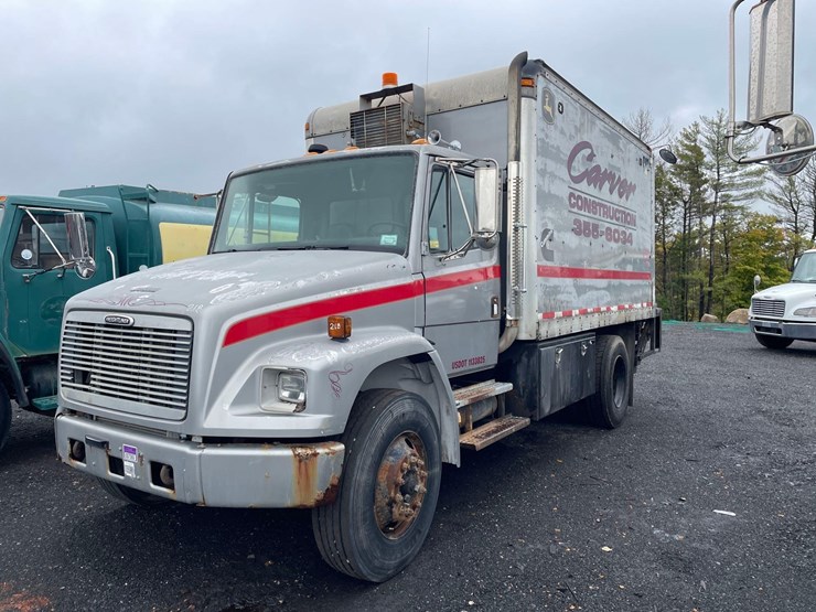 freightliner-fl70-image-1