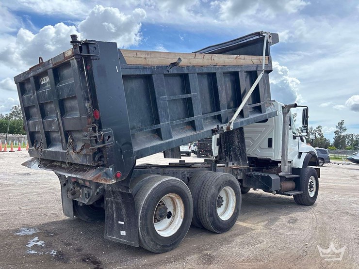 2015-international-workstar-7500-image-3