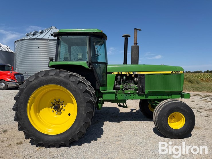 1990-john-deere-4555-image-4