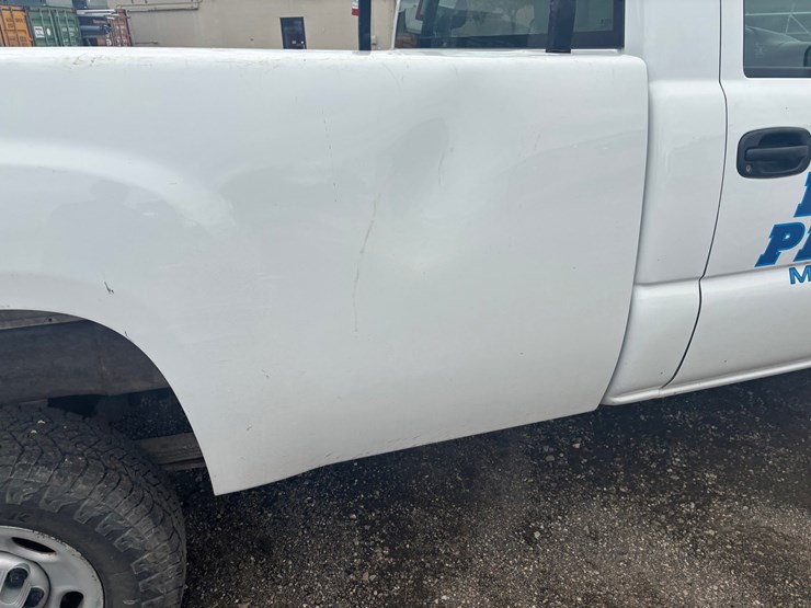 2006-gmc-2500-image-55
