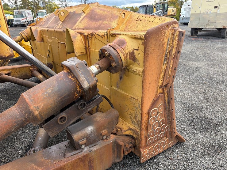 caterpillar-d9h-image-15