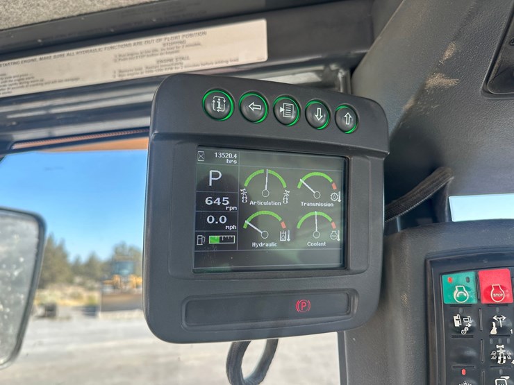 2013-deere-872gp-image-65