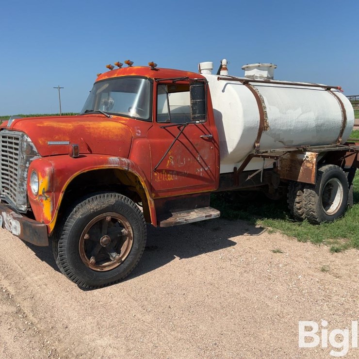 1972 INTERNATIONAL 345