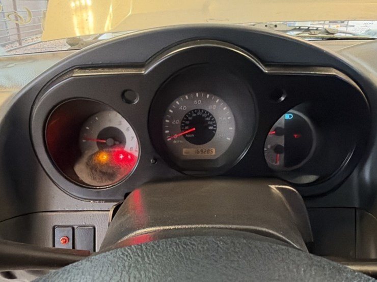 2004-nissan-frontier-image-25