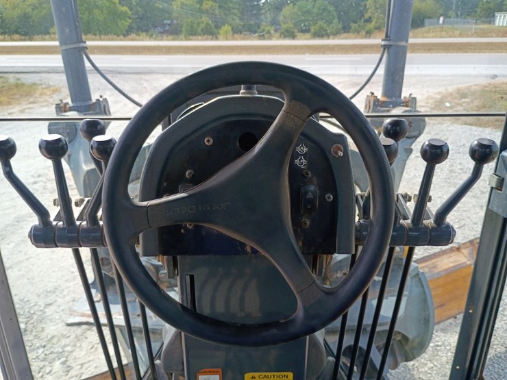 2008-deere-670d-image-77