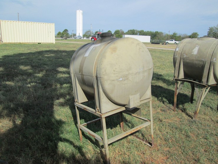 #46120-•-tank-works-130gal-poly-tank-w/-stand-inv#46120-image-2