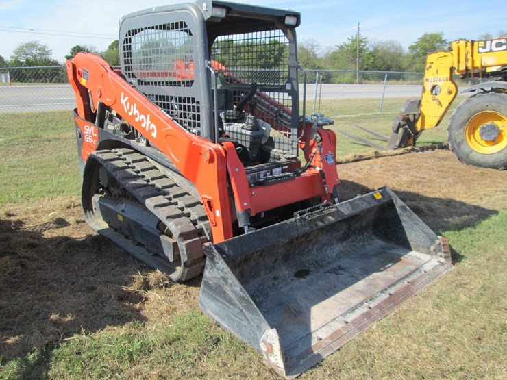 kubota-svl65-image-2