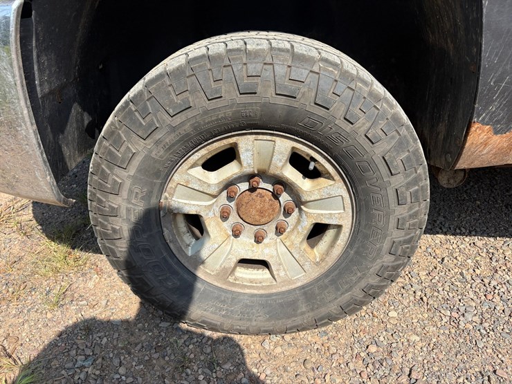 2010-chevrolet-silverado-2500-image-67