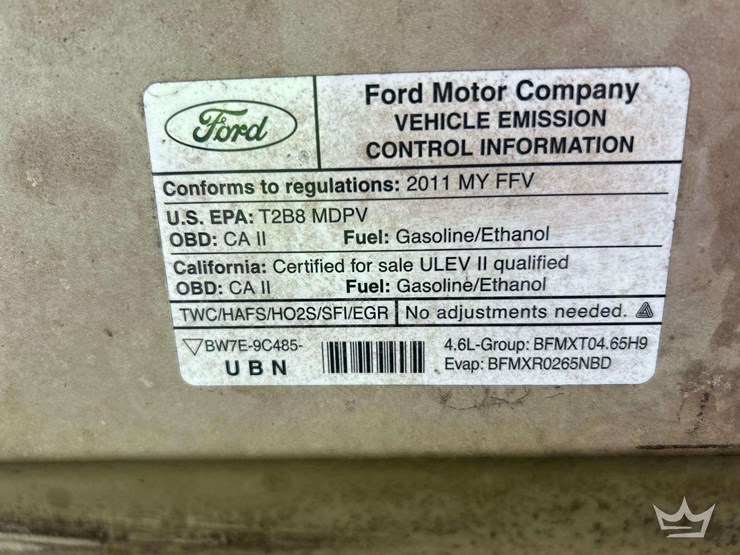 2011-ford-cargo-image-11