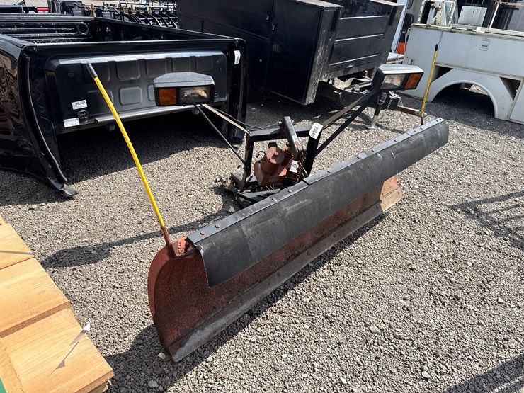 #6094-•-90"-truck-mounted-snow-plow-image-2