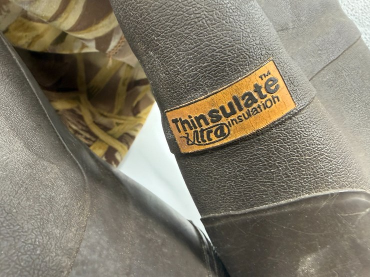 #202-•-ducks-unlimited-camo-waders-&-thinsulate-insulated-boots-|-2-sets-image-2