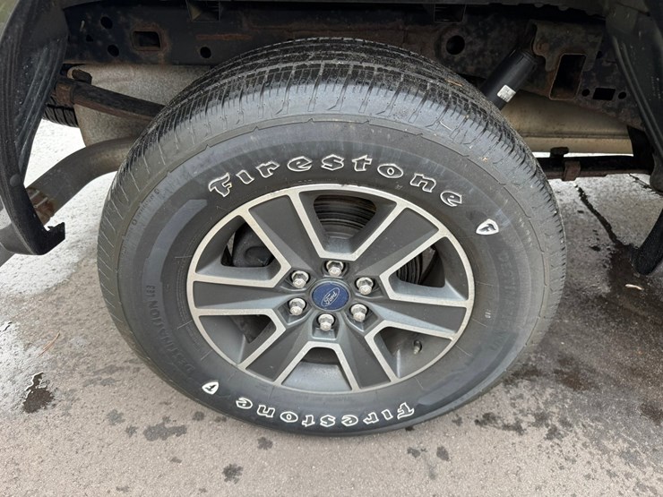 2015-ford-f150-xlt-image-55