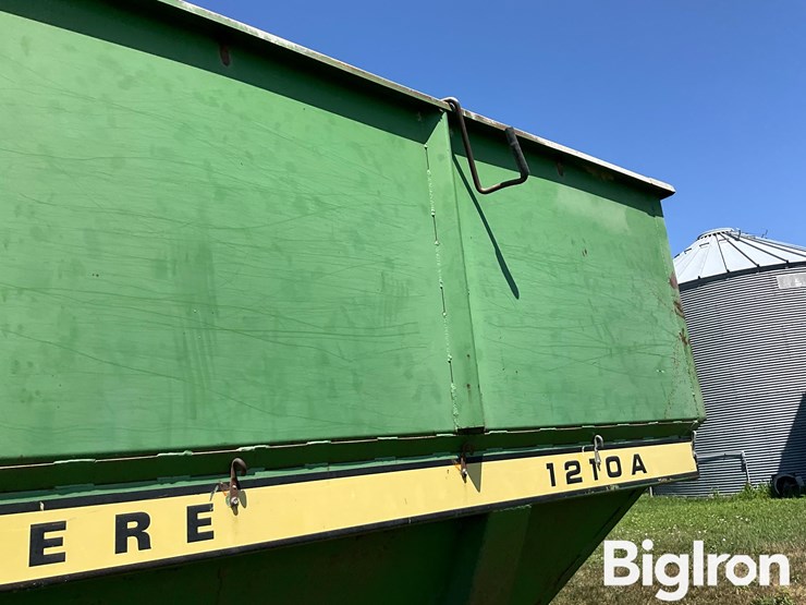 john-deere-1210a-image-11
