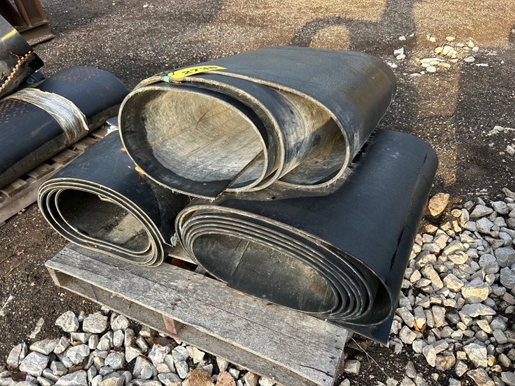 #2738-•-(3)-rolls-of-rubber-belting-image-3