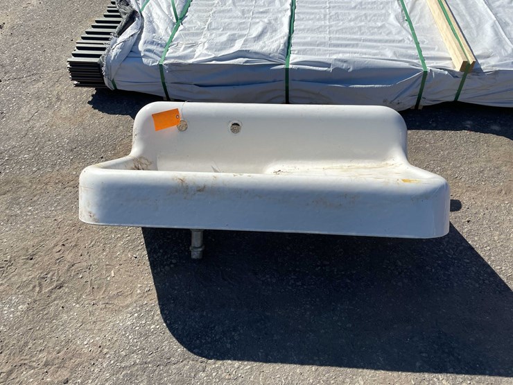 #4052-•-vintage-cast-iron-sink-(08)-image-3