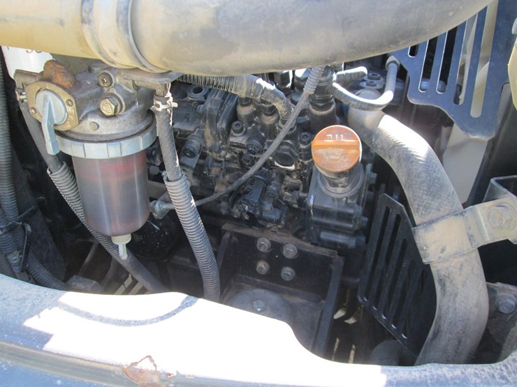new-holland-e55bx-image-34