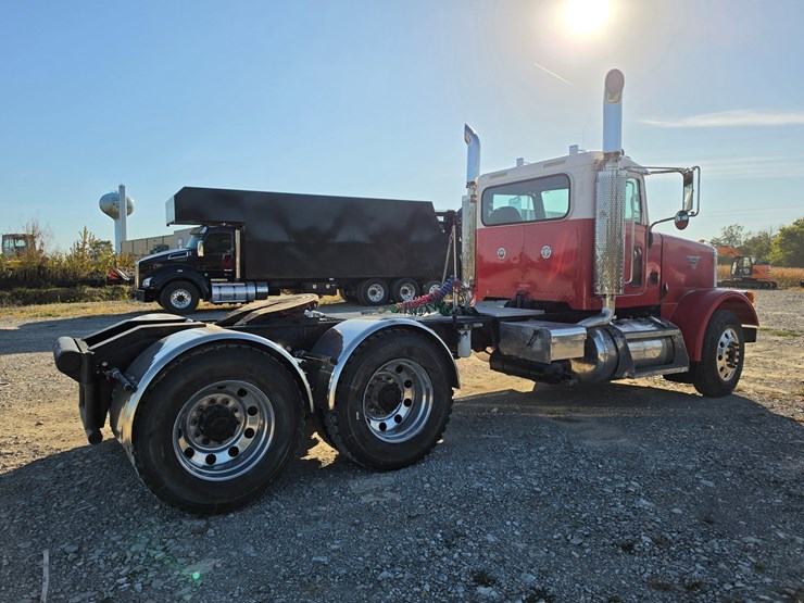 2006-peterbilt-378-image-18