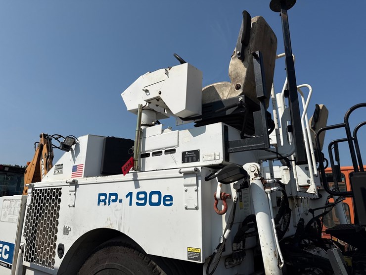 2014-roadtec-rp190e-image-28