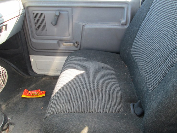 1995-ford-ft900-image-30