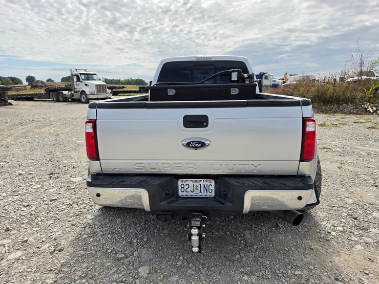 2015-ford-f350-image-13