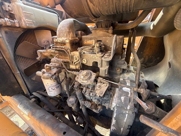 #2483-•-2009-case-570mxt-series-3-skip-loader-image-46