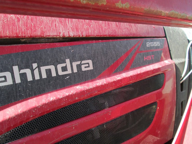 mahindra-2555-image-26