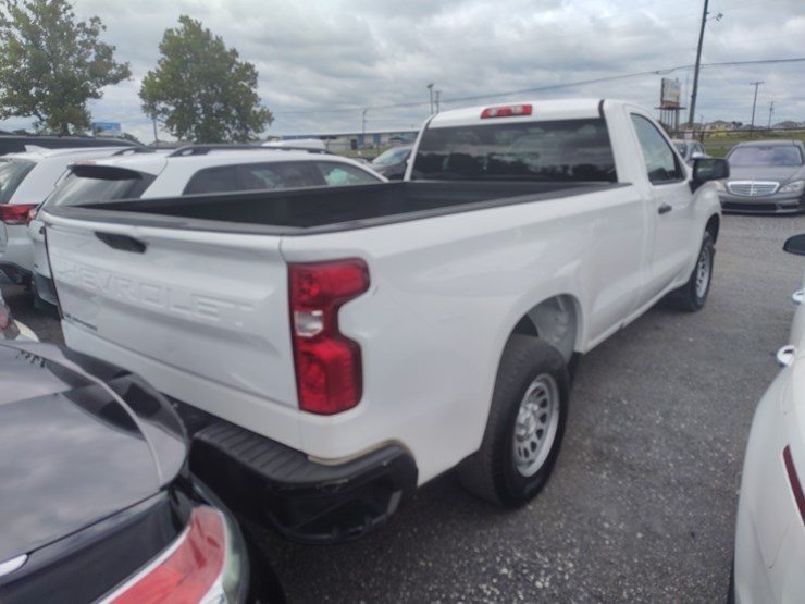 2021-chevrolet-silverado-1500-image-4