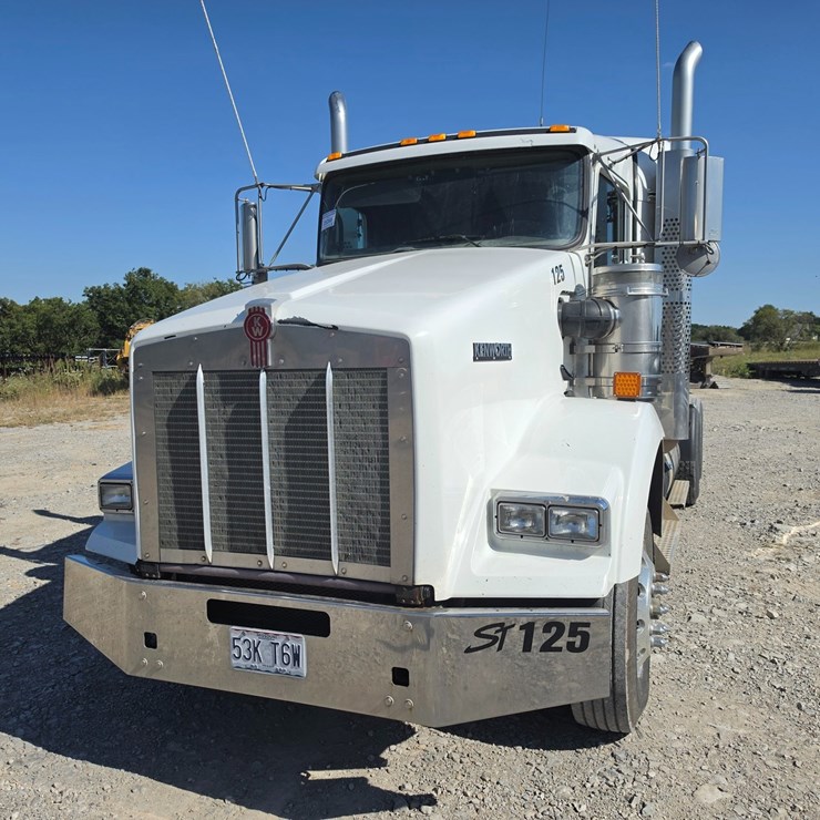 2018 KENWORTH T800