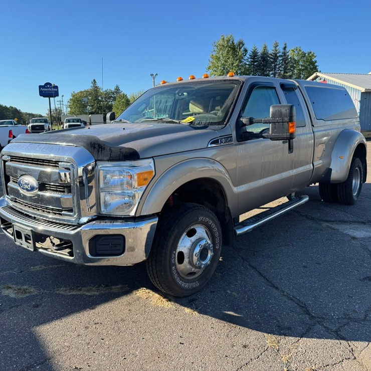 2012 FORD F350