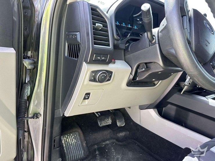 2017-ford-f150-image-18