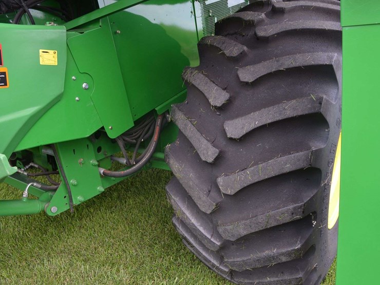 2012-john-deere-s550-image-17
