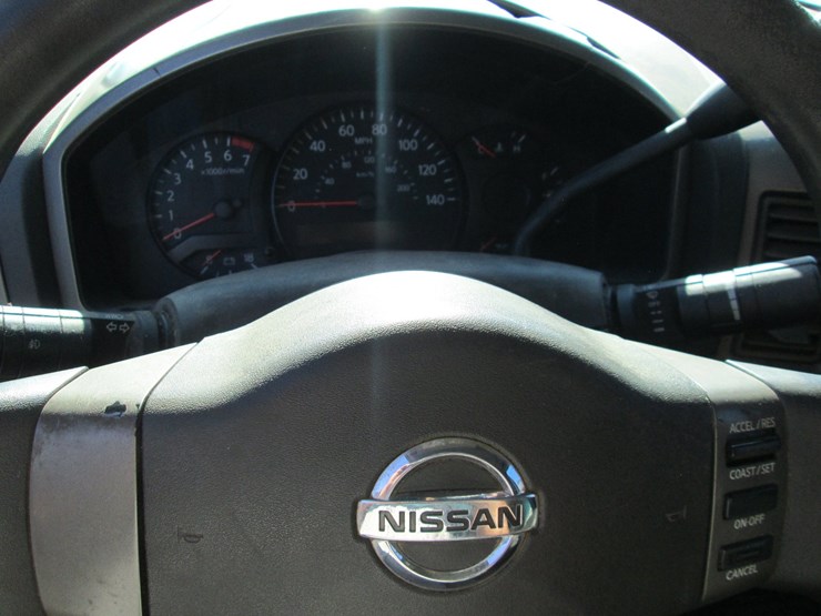 2004-nissan-titan-image-26
