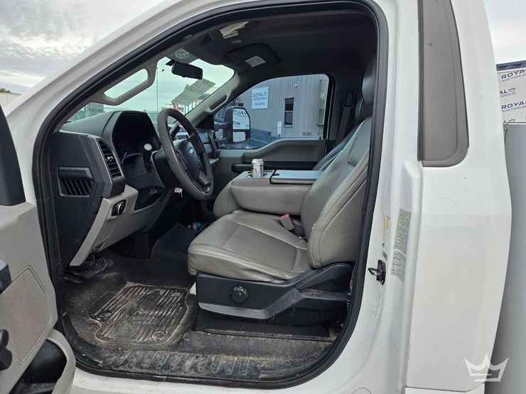2017-ford-f250-image-13