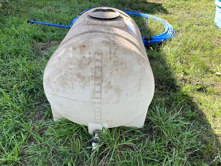 #1634-•-125-gallon-poly-tank-image-4