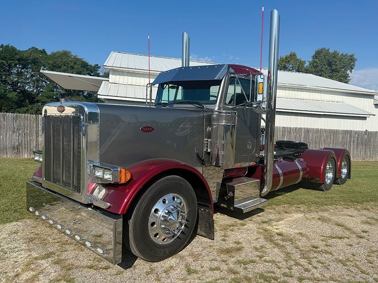 1999-peterbilt-379-image-1