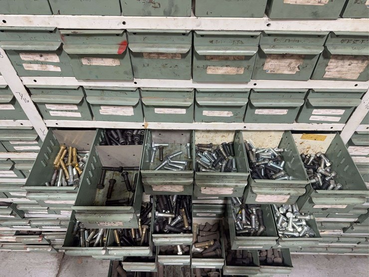 large-hardware-organizer-full-of-hardware,-sizes:-1/4"-to-1-1/2",-nuts,-bolts,-washers-all-kinds-of-sizes,-9ft-w-x-7ft-t-image-17